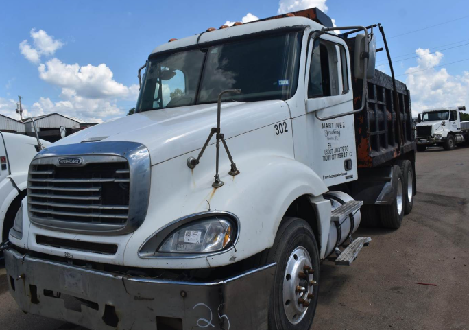 2004 Freightliner Columbia ABS 136 SID 008