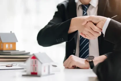 Business Litigation Attorney